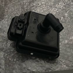 Original Ford Vapor Canister Purge Valve Assembly