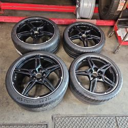 Corvette Rims 5x120 C8 305/30/20 And 245/35/19