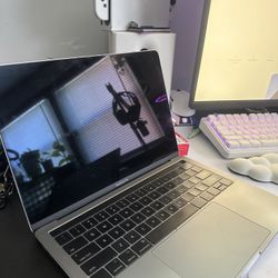 MacBook Pro (Fully upgraded)