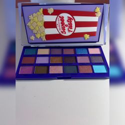 i heart revolution Tasty Sweet Popcorn eyeshadow palette