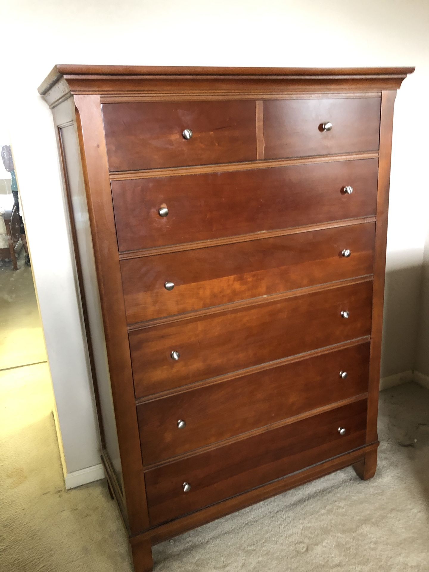 Thomasville “Bridges Collection” 6 piece bedroom set for Sale in