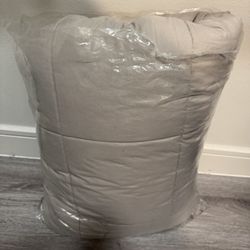 Comforter, Full/ Queen