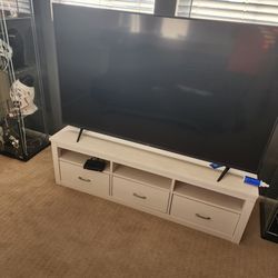 55  Vizio TV With Stand And Two Sofa 