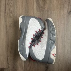 Jordan 9 Fire Red 