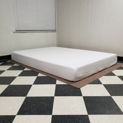 Full size mattress - can DELIVER almost anywhere for $20 extra - used and in good 😍