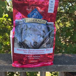 High Quality Wilderness Adult Dog Food 4.5 Lbs
