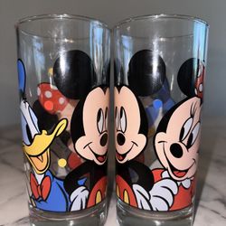 2 VINTAGE Walt Disney Company Glasses Set Mickey Mouse Minnie Donald Duck 16oz