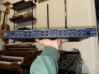 Samson Headphone Amplifier