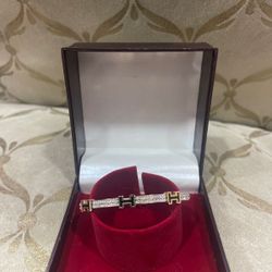 Bracelets (New)(firm on Price)(no Lower Price)(10 For Each Or 15 For both 