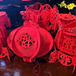 Red Lanterns 