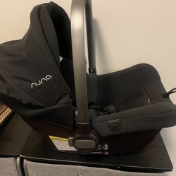 Nuna Car Seat and Two Bases 