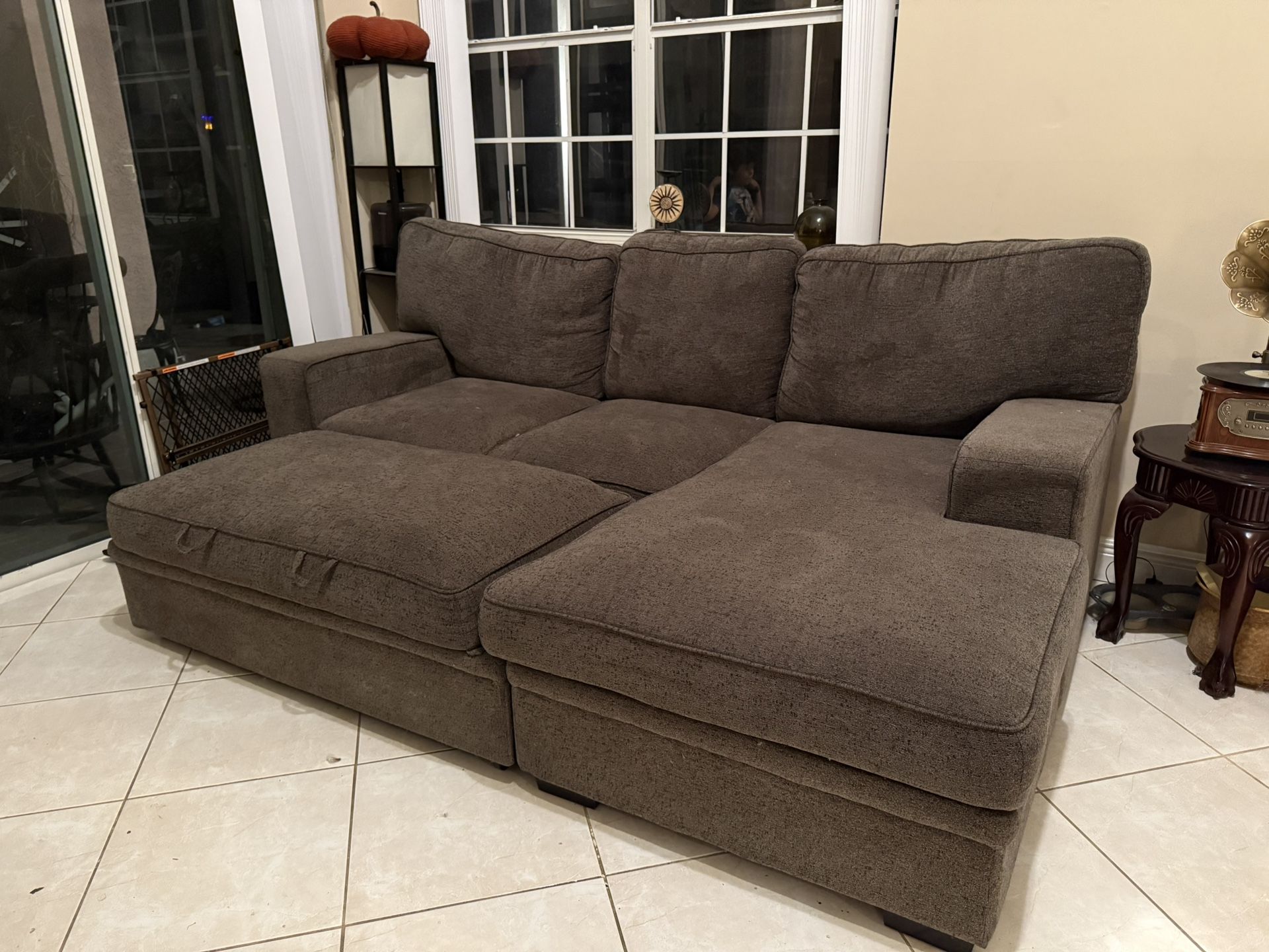 L Couch With Pull Out Bed And Storage Space