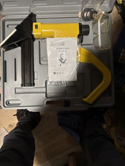Bostitsh MIIIFN Hardwood Flooring Cleat Nailing Kit