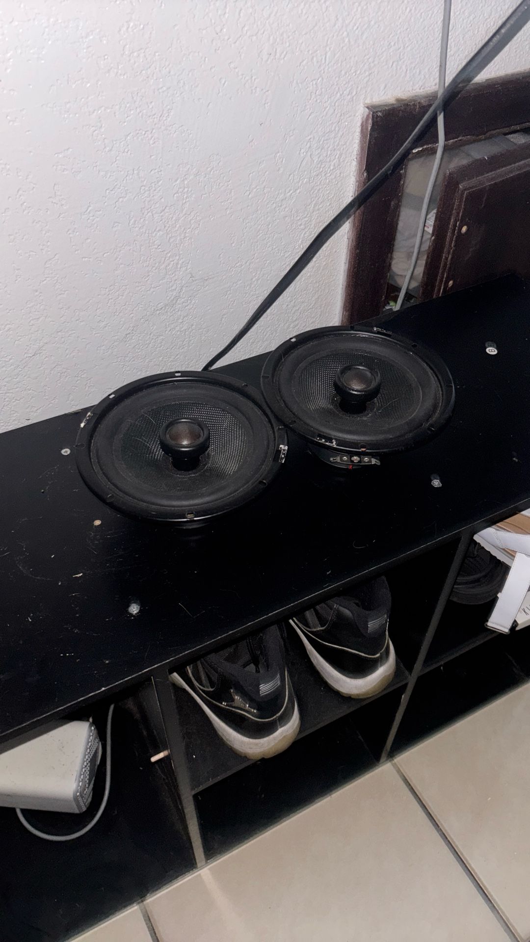 Black , 6.5