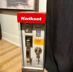Kwikset Satin Nickel Door Handle Set ( 6 available)