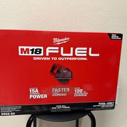 Milwaukee M18 FUEL 18V 8 in. Lithium-Ion Brushless Cordless Metal Cutting Circular Saw (Tool-Only)