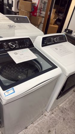 GE Topload Washer and Frontload  Dryer Electric