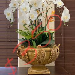 Flower Pot With Artificial Flowers Included 