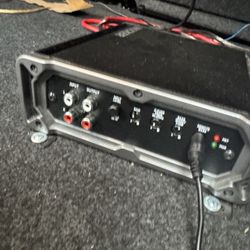 kicker 800w amp