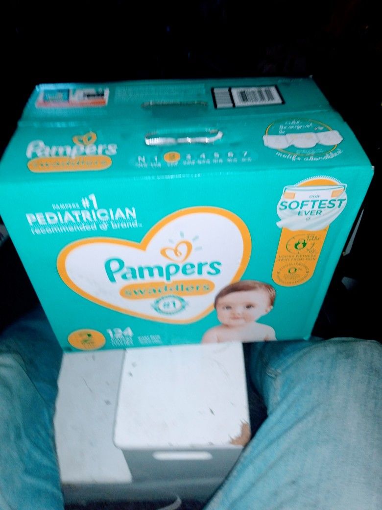 Pampers  Swaddlers 