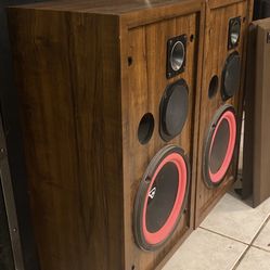 10” Cerwin Vega Floor Speaker 3-way System 