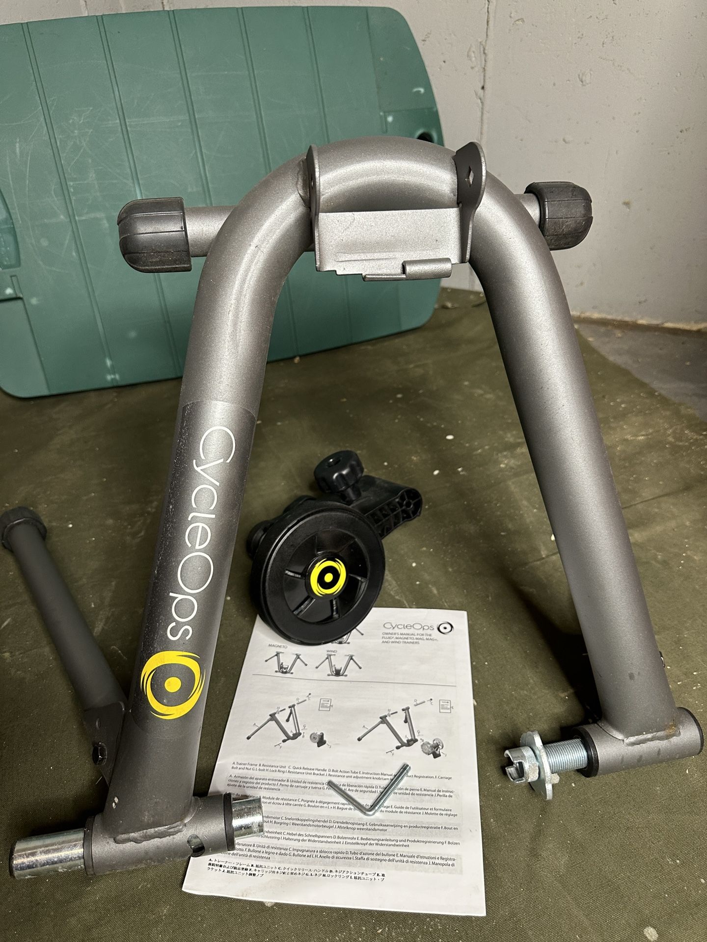 CycleOps Indoor Bike Trainer Used MAG