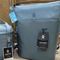Hydroflask Cooler Backpack 20L New 