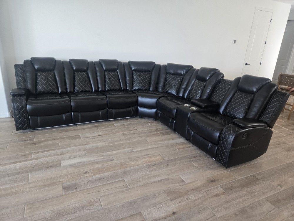 Black Leather Reclining Couch w/ LED Lights – Barely Used