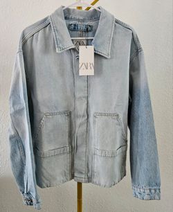 Zara Pocket Denin Jacket,  Light Blue Size M ( Brand New)