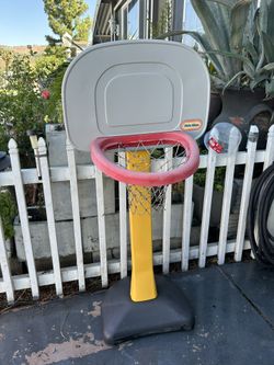 Basket Ball Hoop Little Tikes 