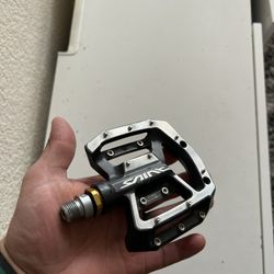 Shimano SAINT Pedals 