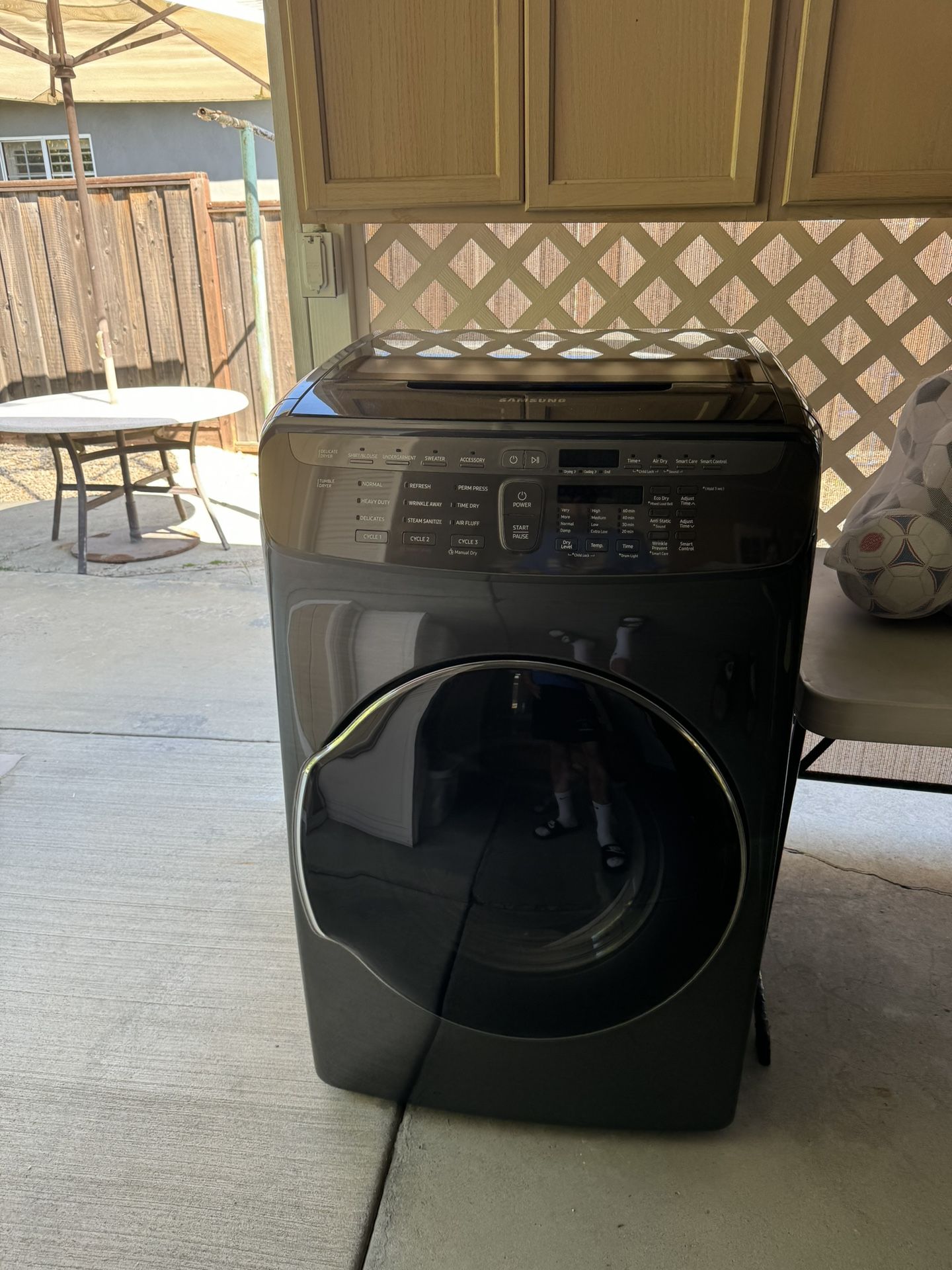 Samsung Dryer (Fully Electric, Great Condition)