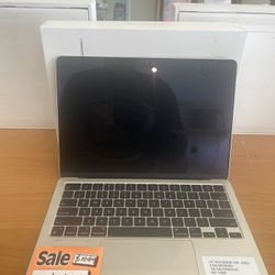 (2022) 13” MacBook Air / M2 Chip