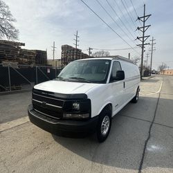 2005 Chevy Express 2500 Extended