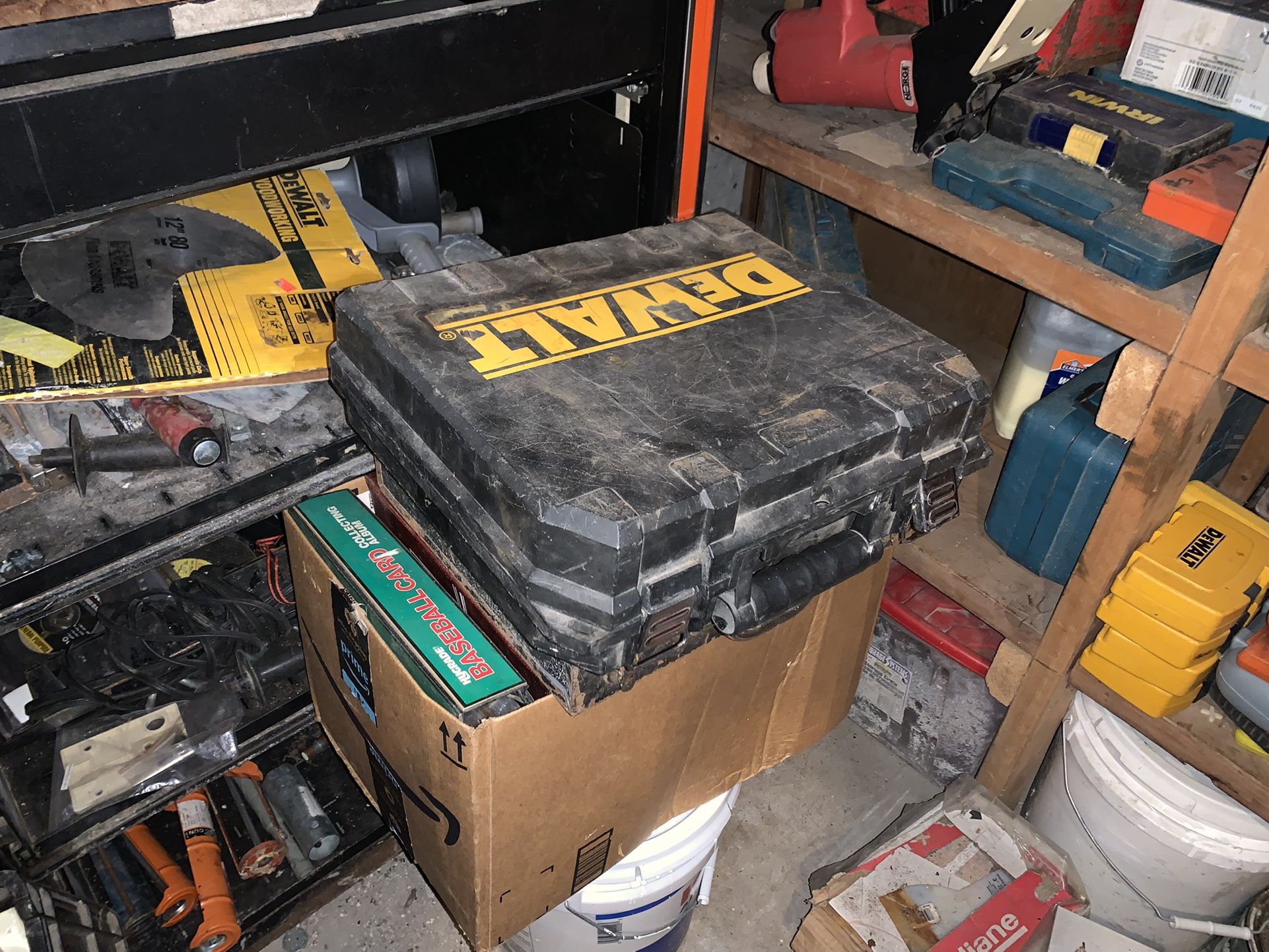 Dewalt Portable Battery Charge Drill 