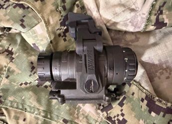 PVS-14 night vision