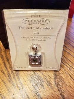 NEW IN BOX June Swarovski Crystal Silver Plated charm Orginal $5.95