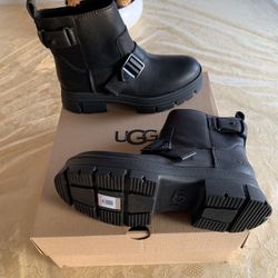 New Women UGG Boots Size:8  Botas UGG Nuevas De Mujer Talla:8  Pick up Oxnard,California  $75
