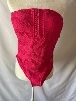 Swimwear lace hot summer pink  V. C size 6