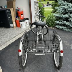Schwinn Meridian Adult Tricycle