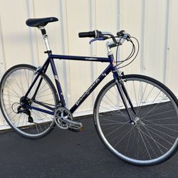 Diamondback Hybrid Commuter Road Bike