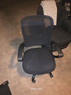 Computer chair perfect condition