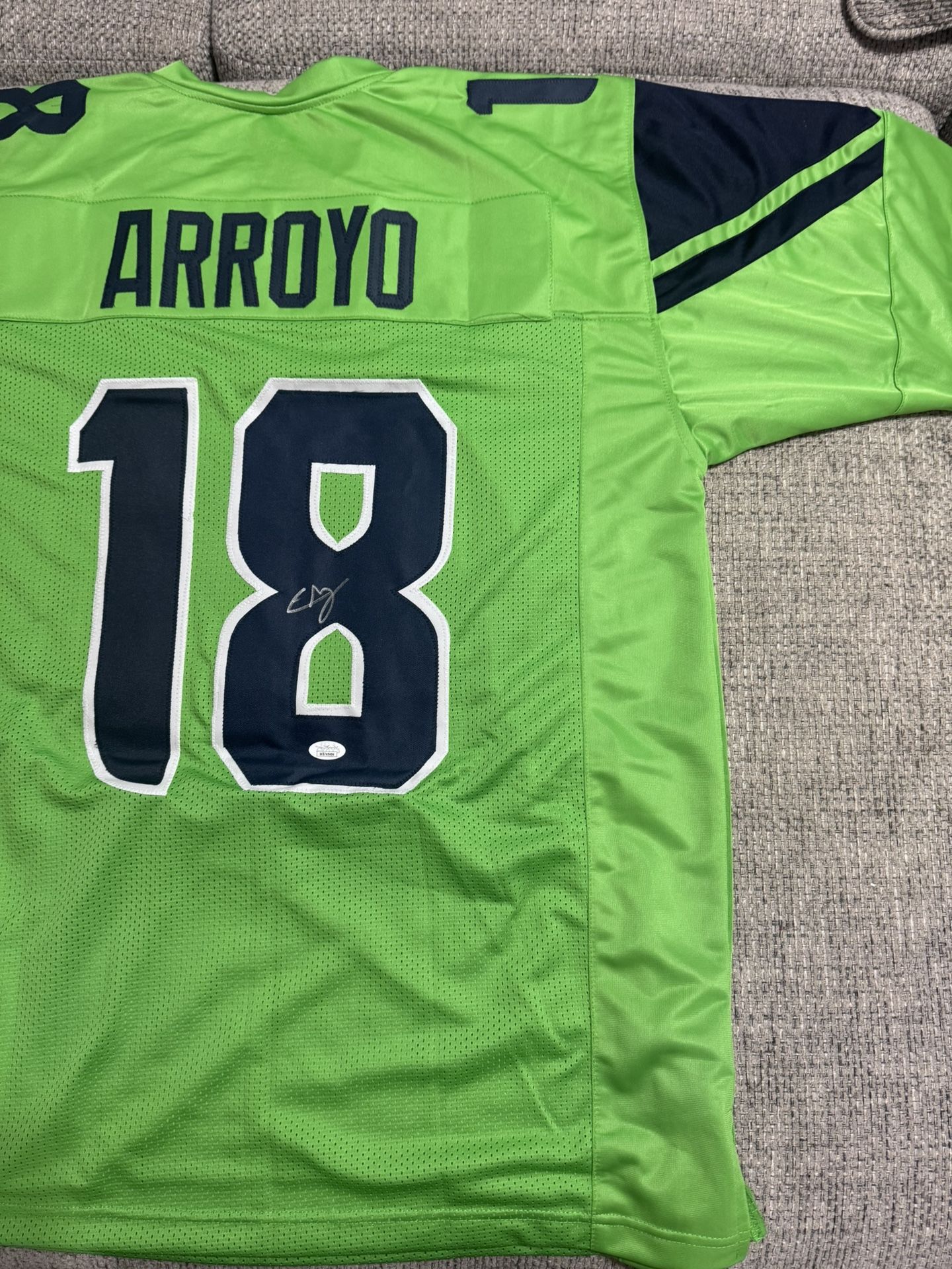 Elijah Arroyo Signed Auto Custom Jersey - JSA Coa Sticker Only -Seattle Seahawks