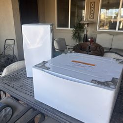 LG Washer And Dryer Pedestals Front Load