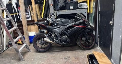 Yamaha r3