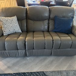 Morrison La z - Boy Couch great condition!