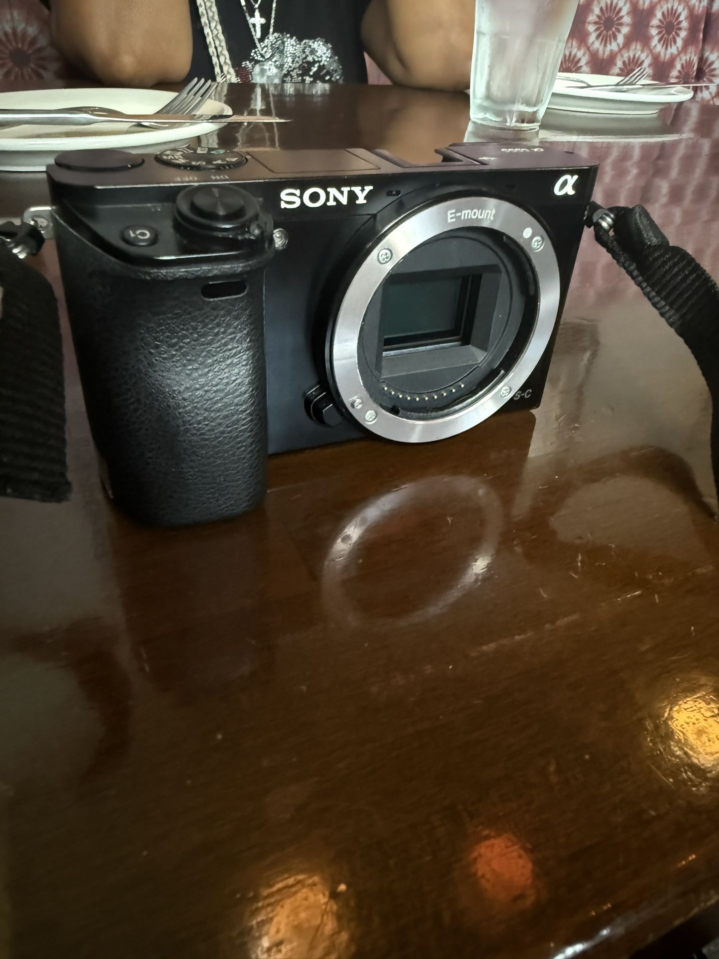 Sony A6000