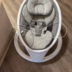 Munchkin Baby Bluetooth Swing