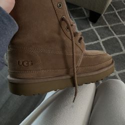 Men’s Size 7 Ugg Boots