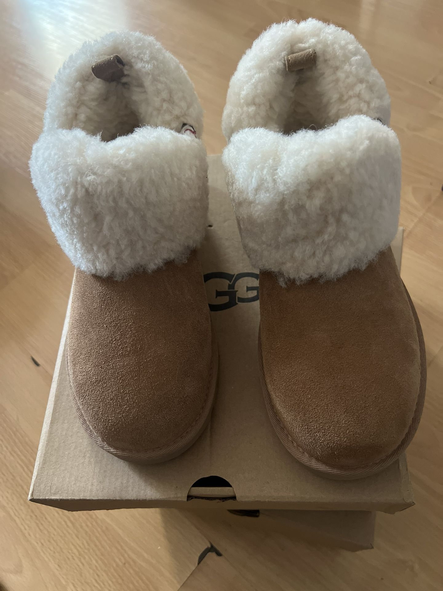 UGG